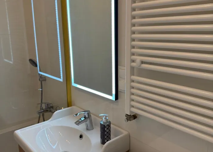 アパート Mieszkanie Stare Bulwar Staromiejski ヴロツワフ